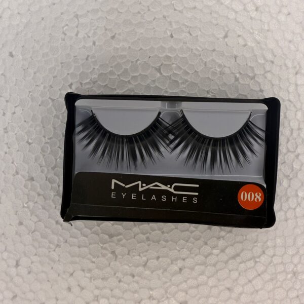 Mac Eyelashes/ False Eyelashes - Image 6