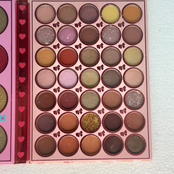 Bronze Girl 117 Colour Eyeshadow Palette - Image 2