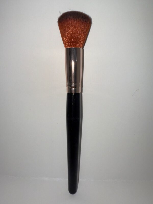 Single Soft Synthetic Hair High Quality Makeup Brush, Multiple colour available