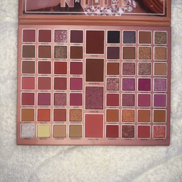 60 Colour Yachan Beauty Eyeshadow Palette - Image 2